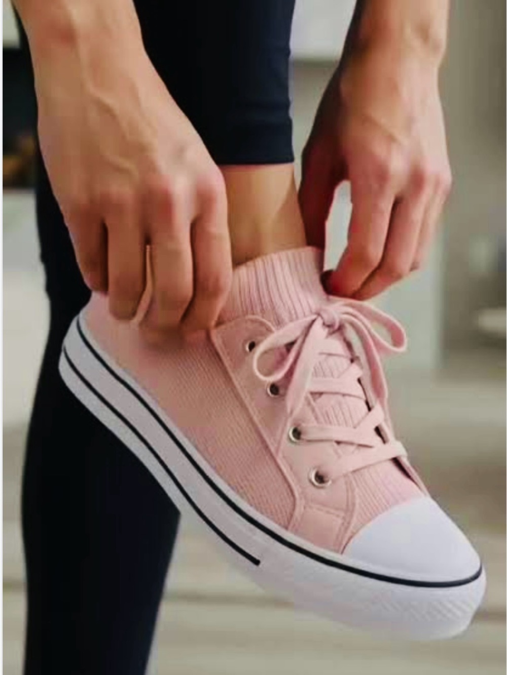 NWOT Women's Pink Knit Low-Top Lace-Up Sneakers by Olivia Miller